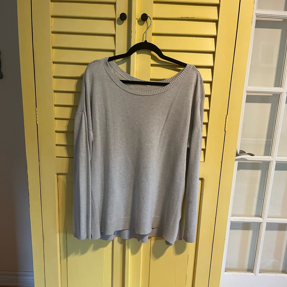 Women’s Sweater